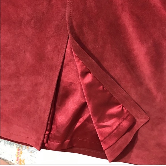 GAP • Genuine Leather Rust Skirt - Picture 6 of 7